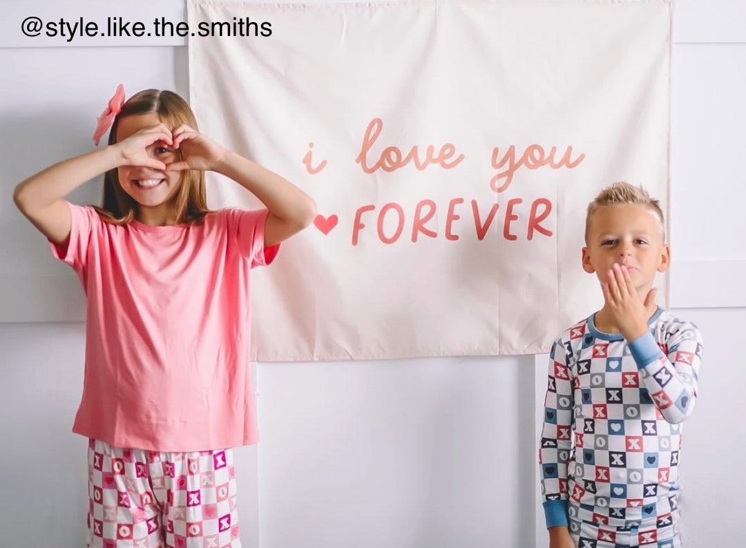 {Pink} Love You Forever Banner