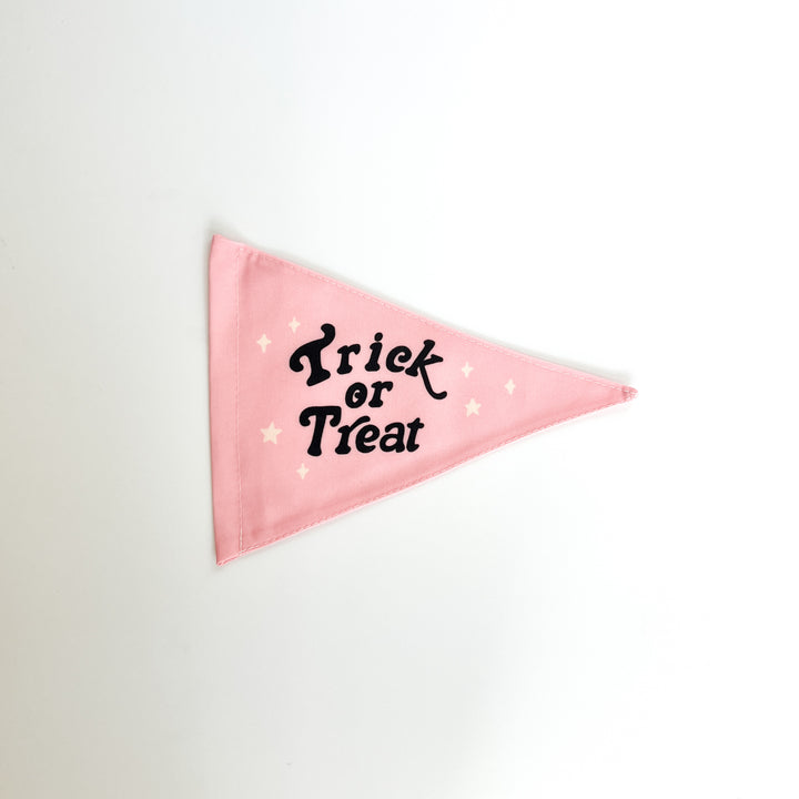 {Pink} Trick or Treat Flag