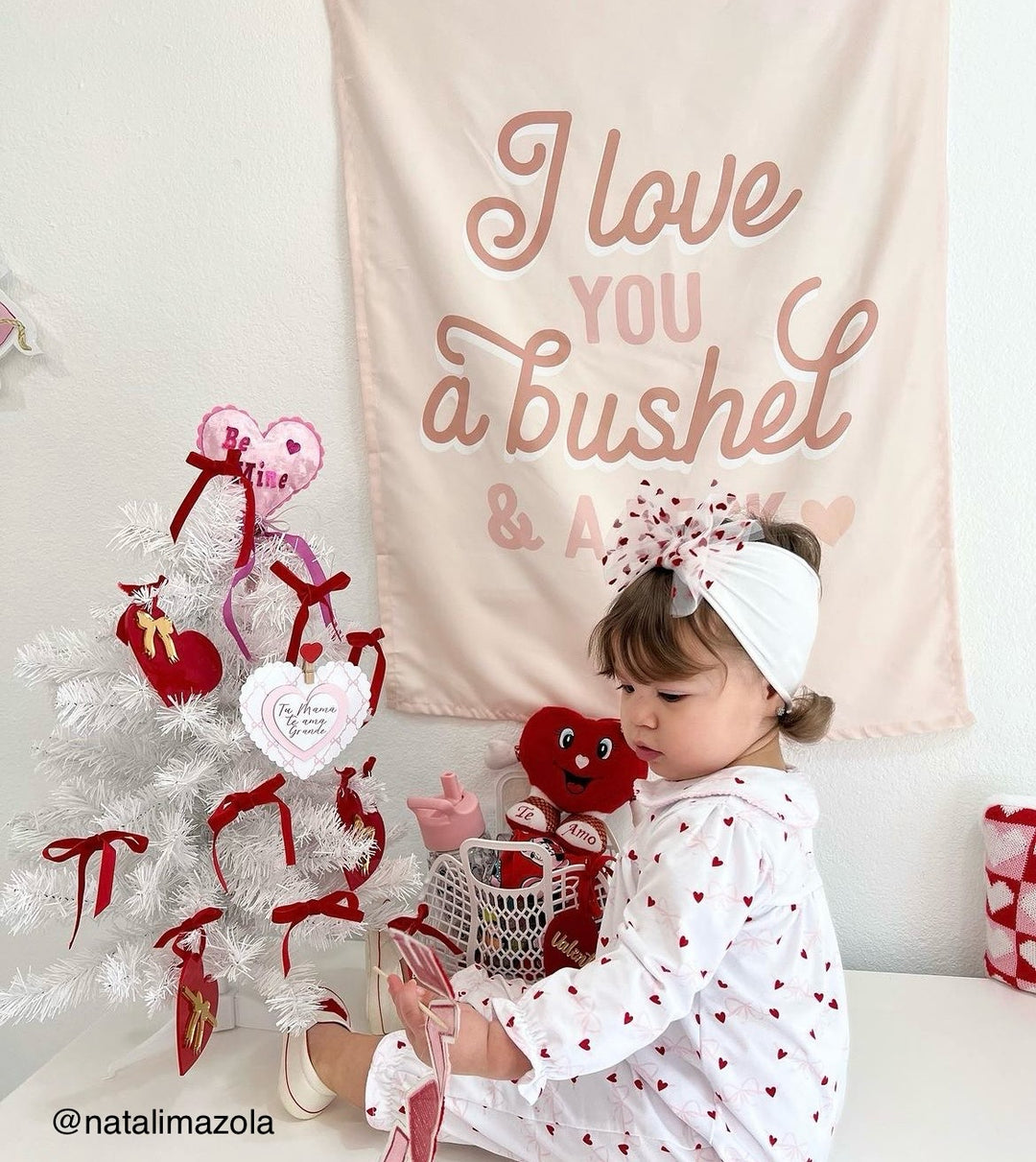 {Neutral} I Love You a Bushel & A Peck Banner