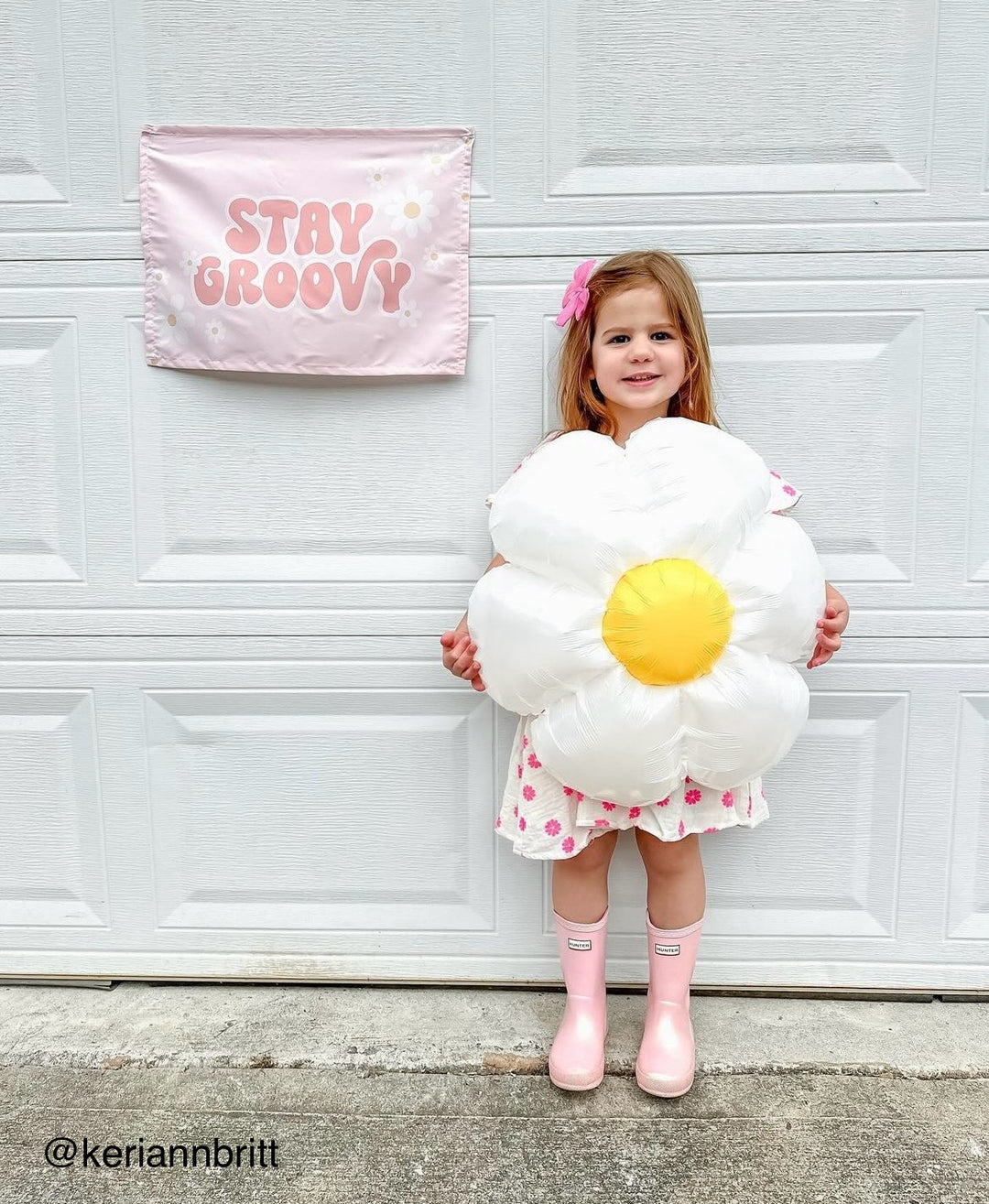 {Pink} Stay Groovy Banner