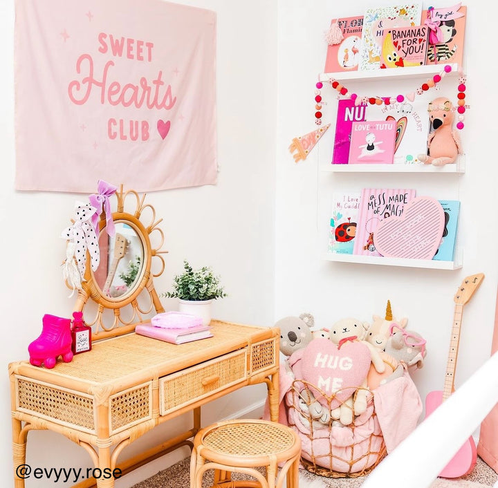 {Pink} Sweet Hearts Club Banner
