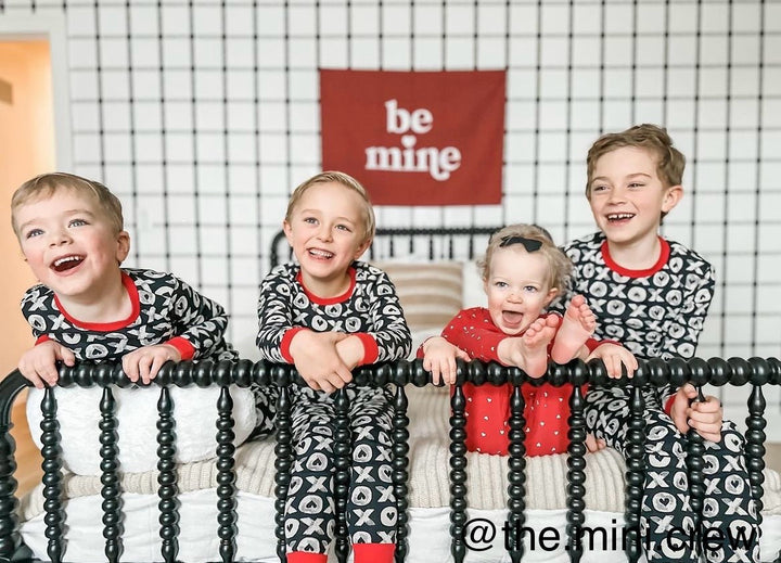 {Red} Be Mine Banner