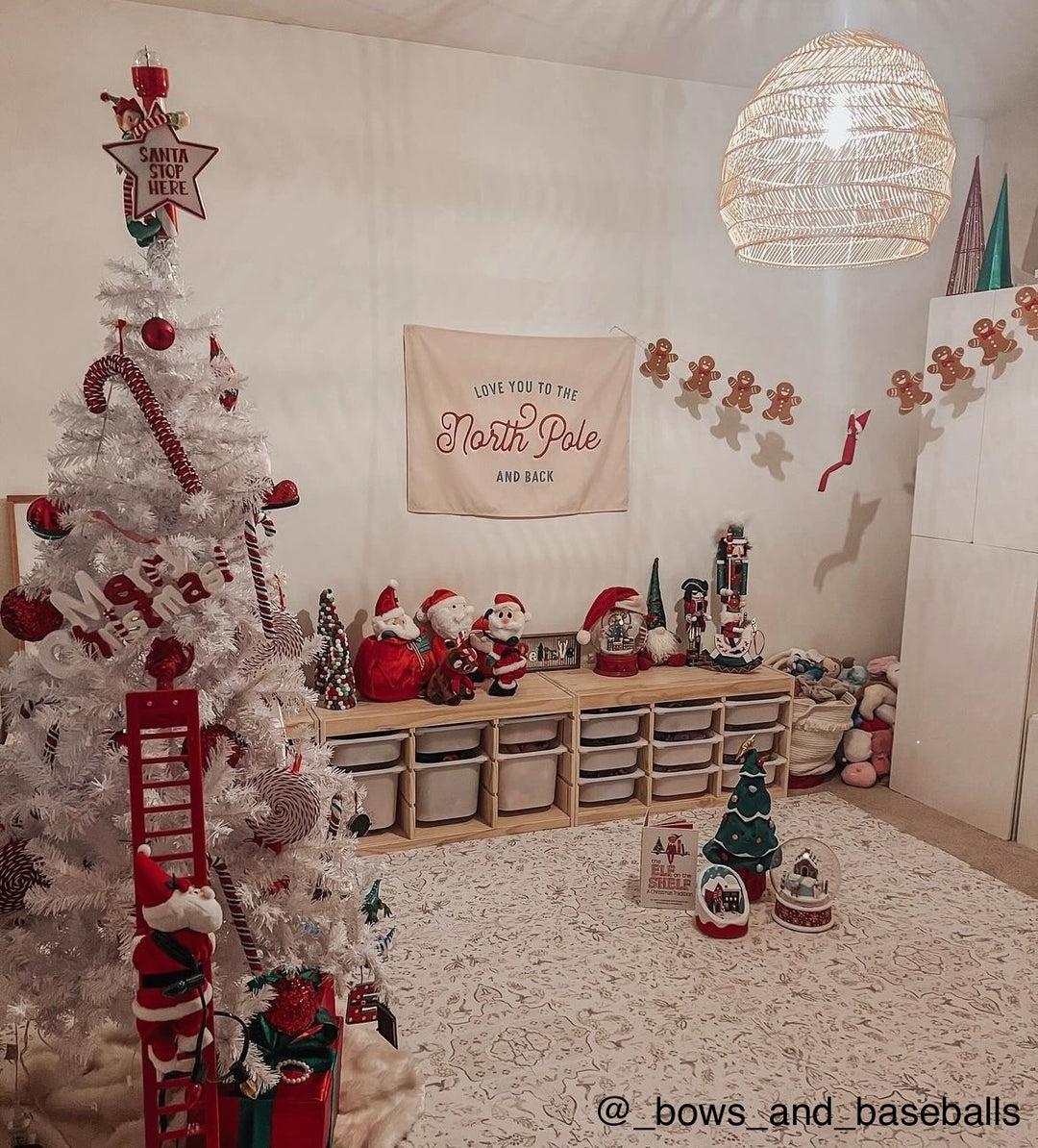 {Green + Red} Love You To The North Pole Banner