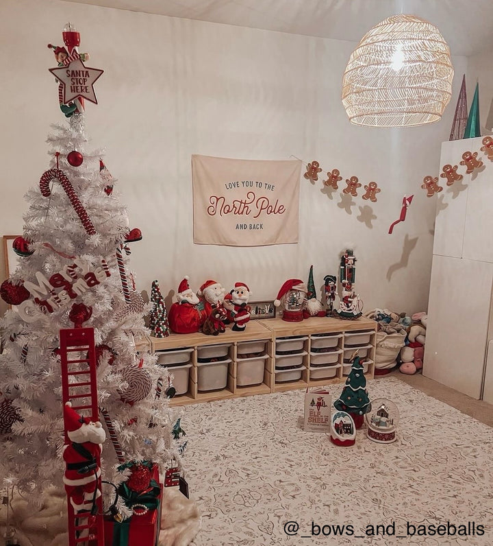 {Green + Red} Love You To The North Pole Banner