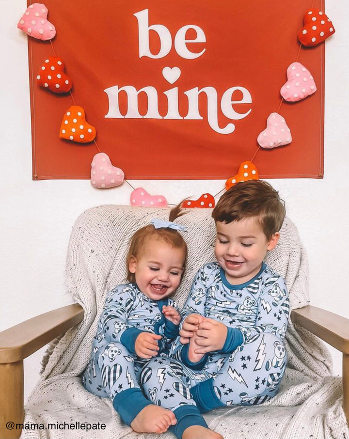 {Red} Be Mine Banner