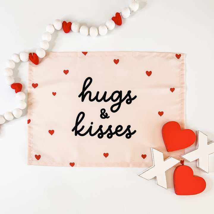 {Neutral} Hugs & Kisses Banner