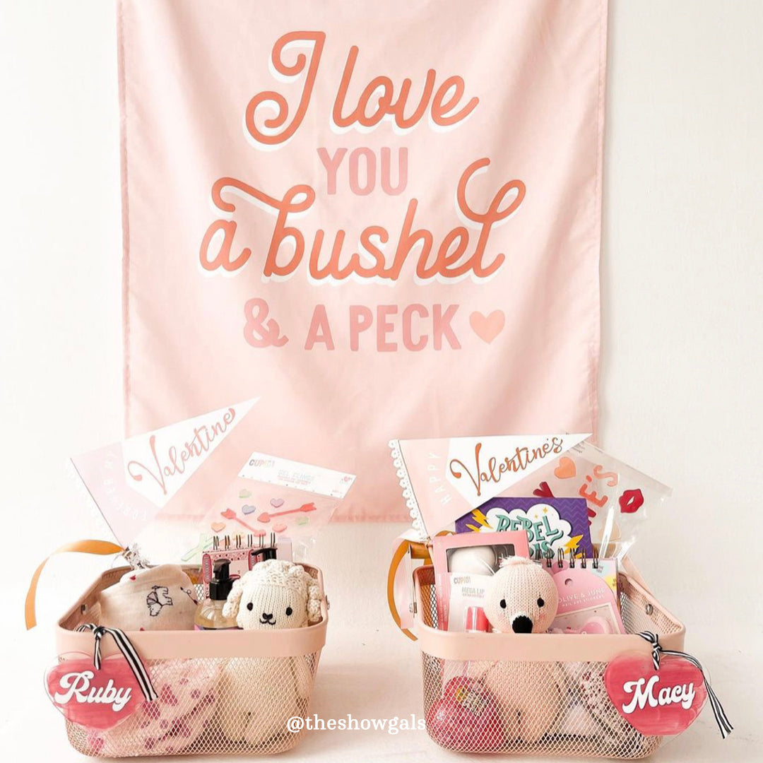 {Pink} I Love You a Bushel & A Peck Banner