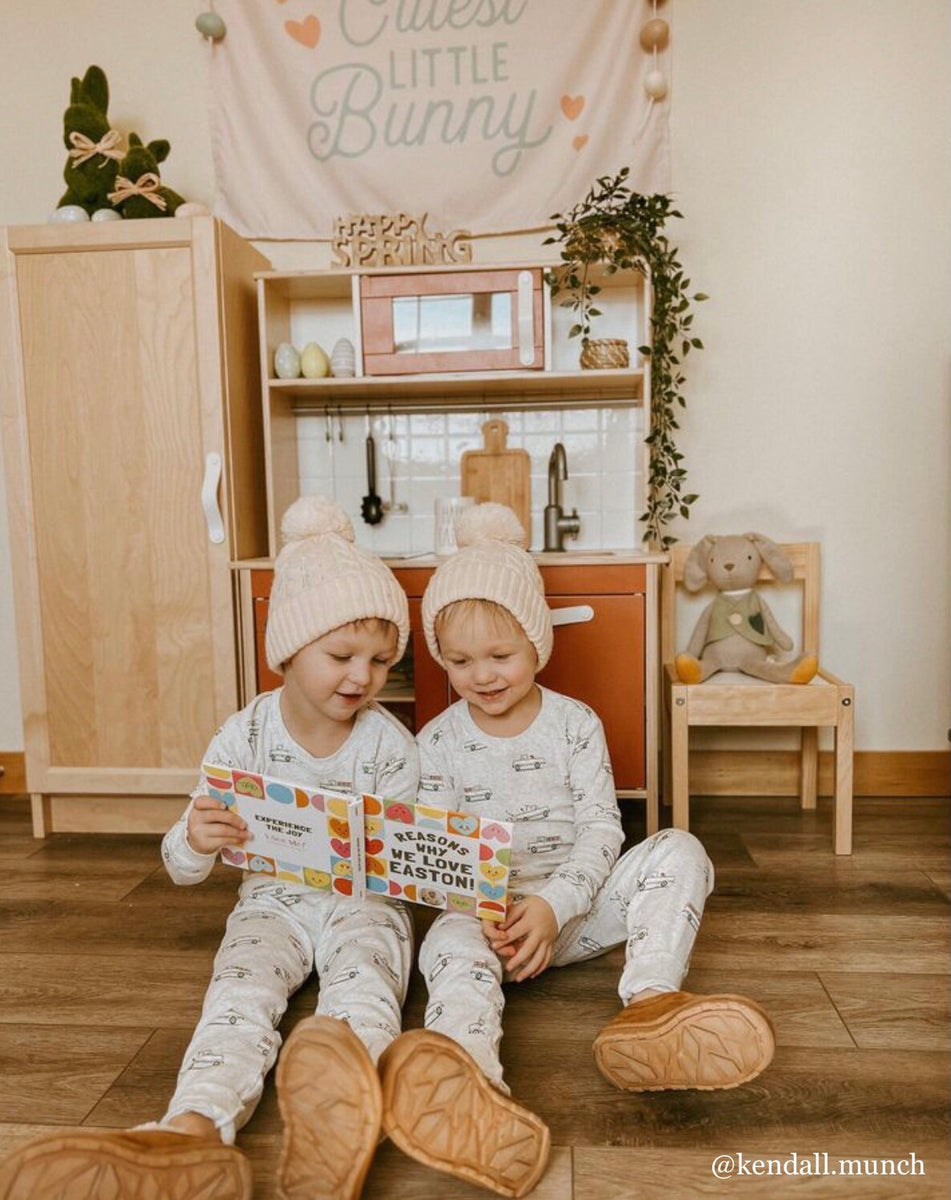 {Neutral} Cutest Little Bunny Banner