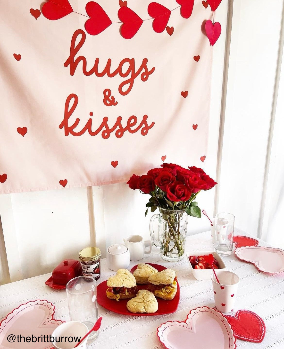 {Pink} Hugs & Kisses Banner