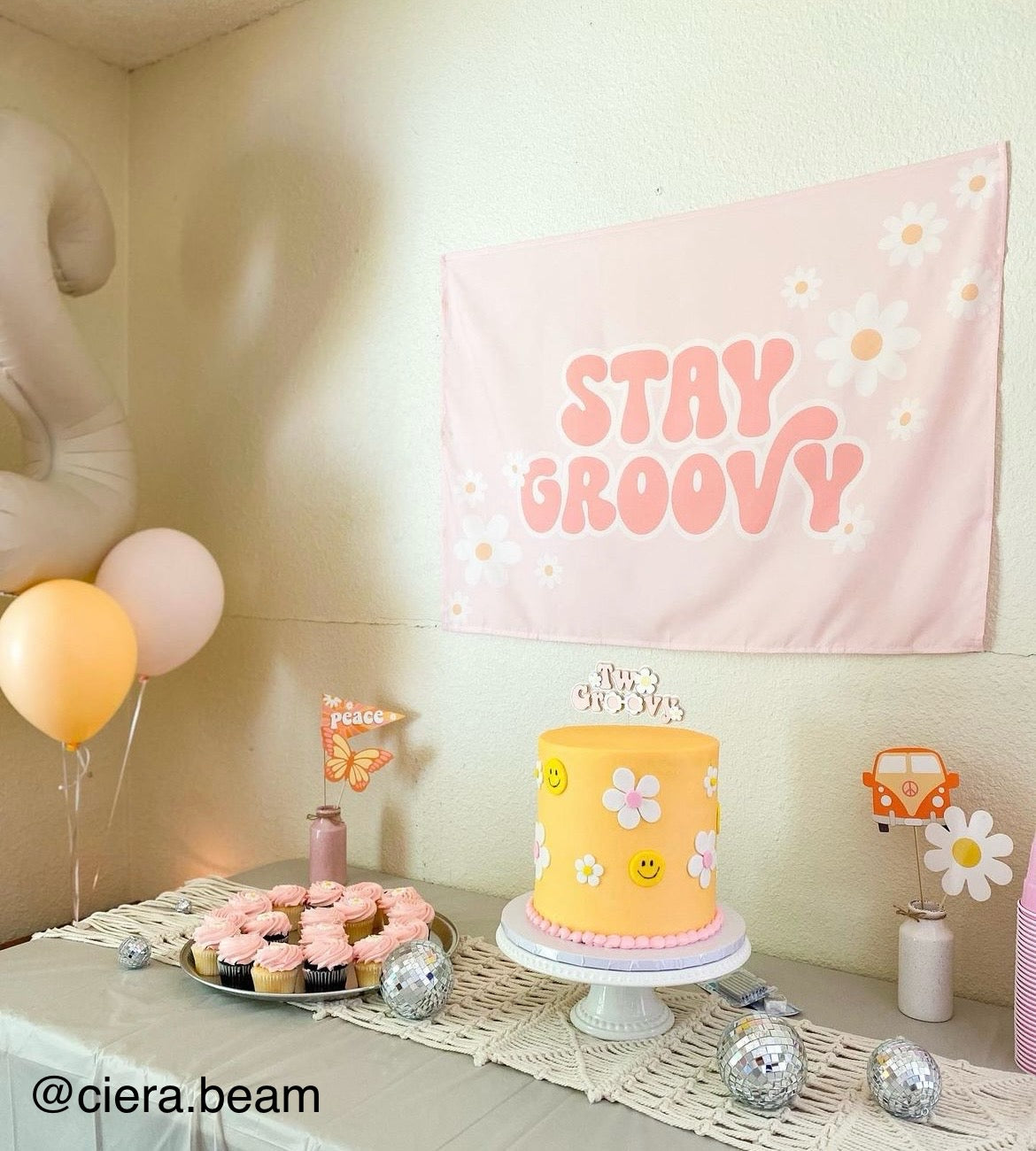 {Pink} Stay Groovy Banner