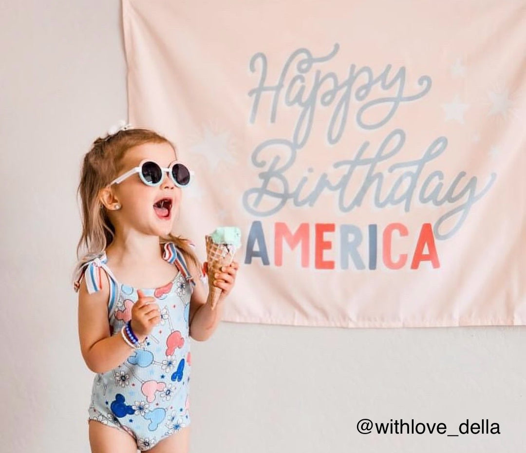 {Pink} Happy Birthday America Banner