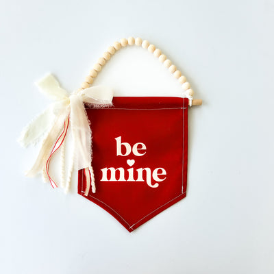 {Red} Be Mine Hang Sign