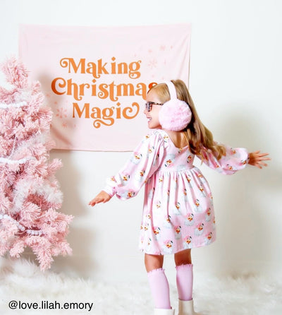 {Pink} Making Christmas Magic Banner