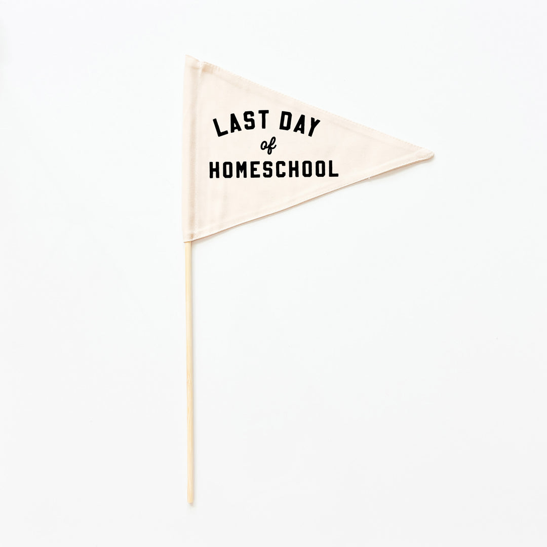 Last Day of School Flag: Choose Your Grade (Preschool → 12th) {Black}