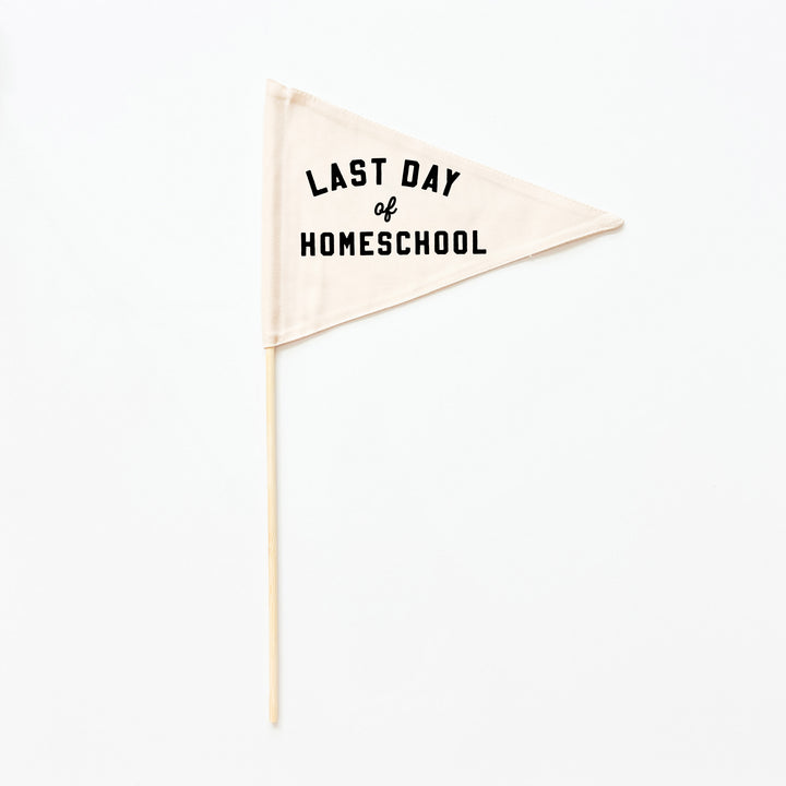 Last Day of School Flag: Choose Your Grade (Preschool → 12th) {Black}