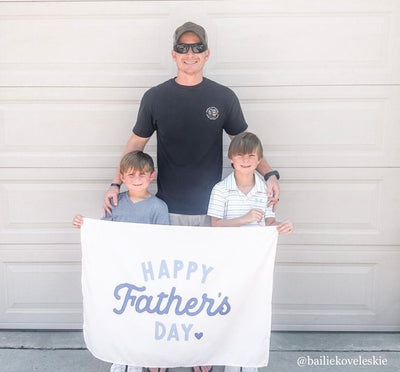 {Blue} Happy Father's Day Banner