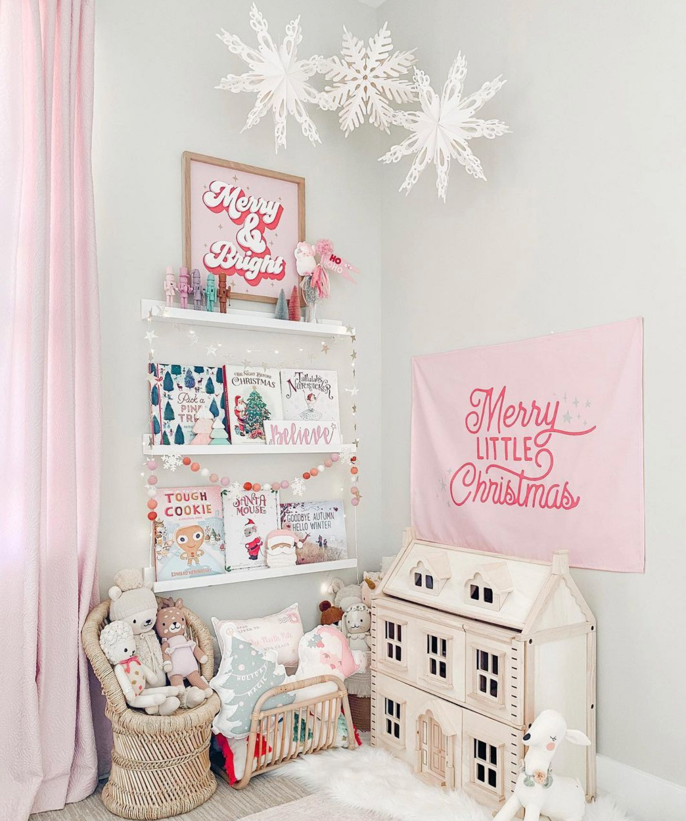 {Pink} Merry Little Christmas Banner